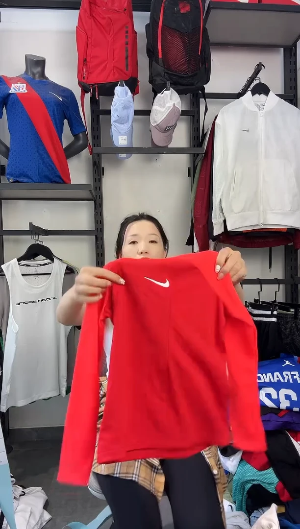 748    ·编码 瑕疵款直播间过款为准 尺码·
