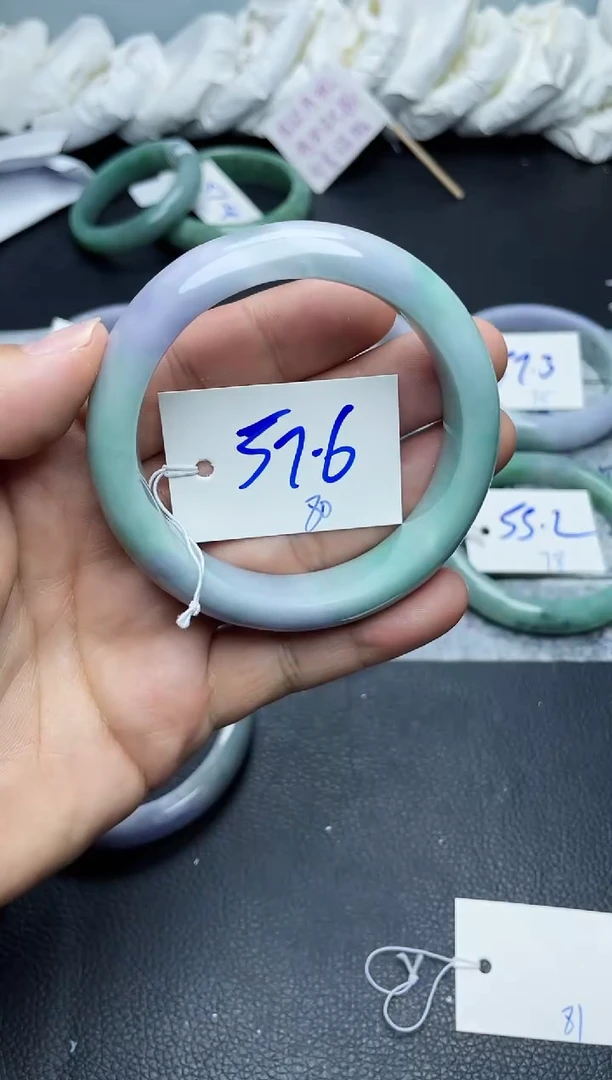 未镶嵌手镯翡翠80