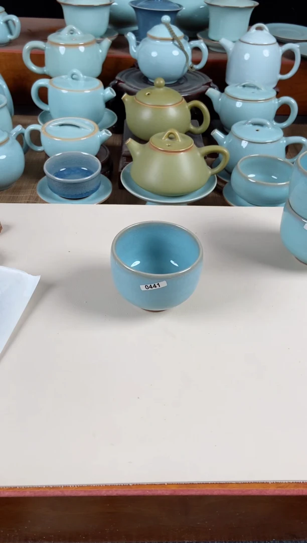 【闪购商品】其他441号微瑕天蓝龙蛋杯谢朝伟纯手拉70c