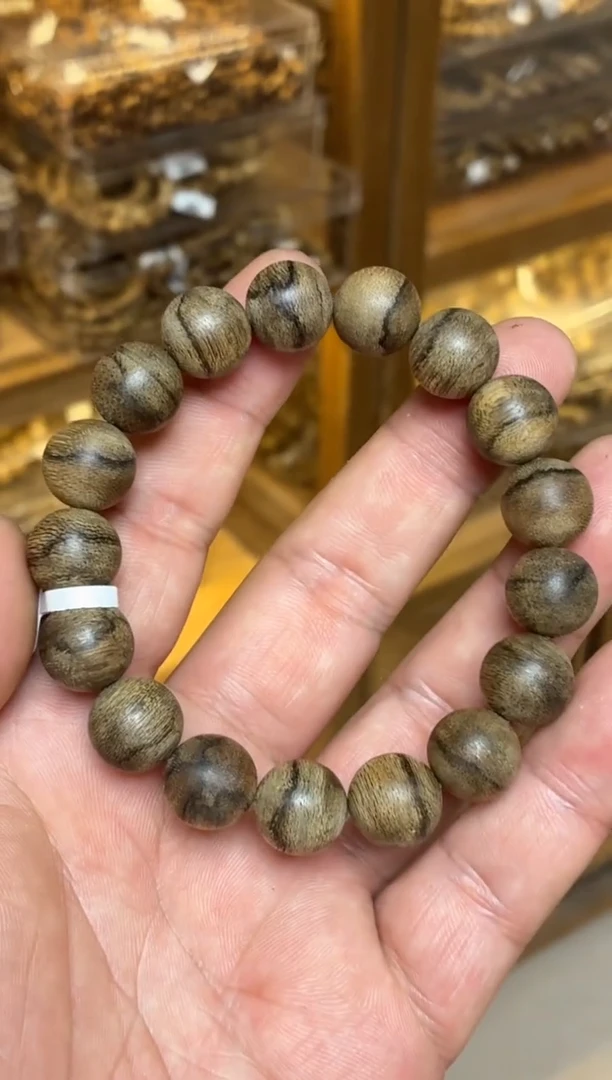 沉香手串 达拉干圆珠单圈虎皮纹1.3多样性发其一