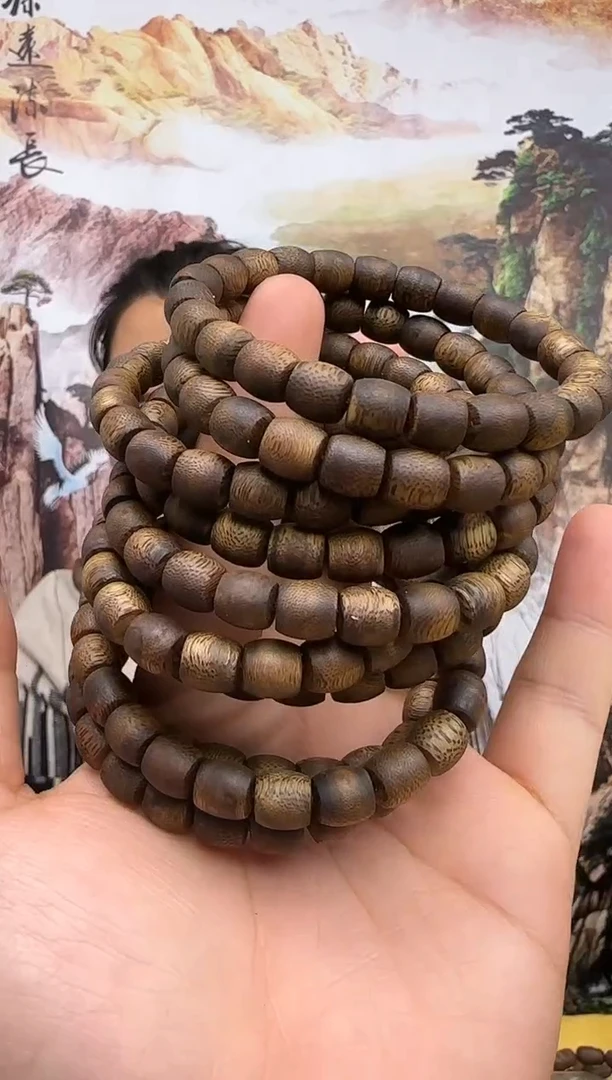 沉香沉香碎屑G8奇楠白奇虫漏单鼓卡8宠粉多样性发一