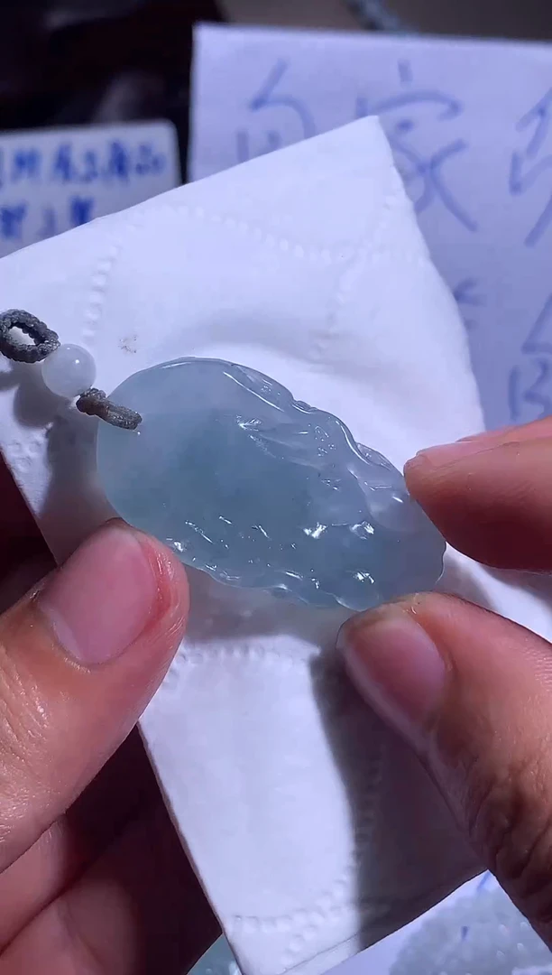 未镶嵌定制翡翠