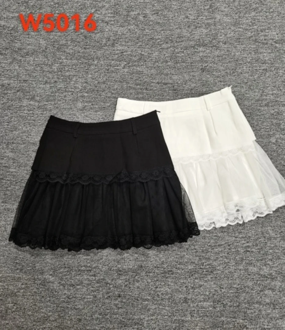 5016 时尚蕾丝花边设计清新甜美风格蓬蓬花苞短裙