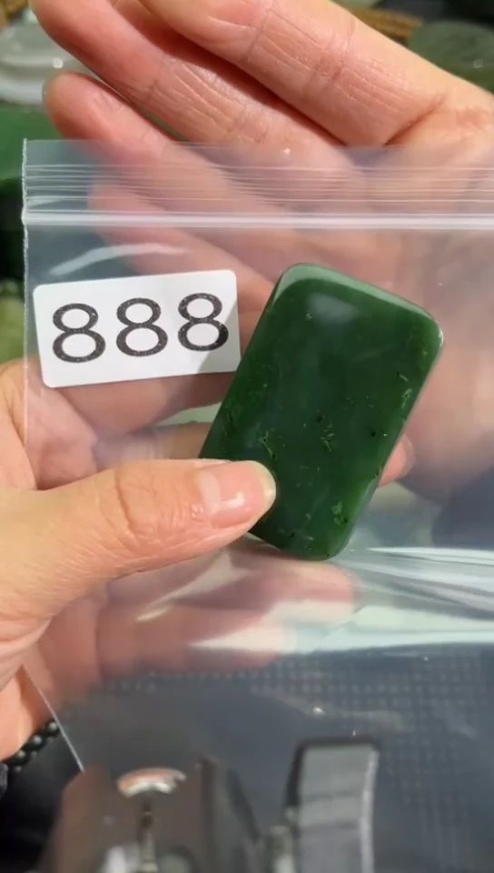 未镶嵌和田玉珠宝半成品牌子