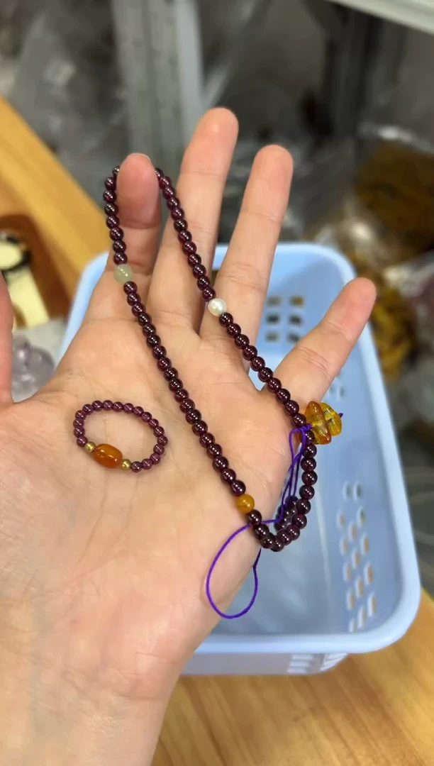 未镶嵌颈饰石榴石孤品石榴石俩条一组手链[0991]