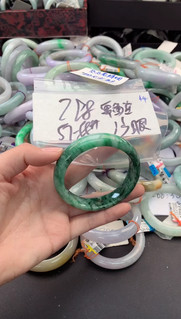 【闪购商品】定制翡翠未镶嵌毛货需精细抛光+多人