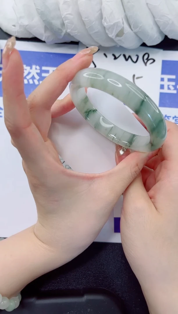 石英质玉手镯未镶嵌378-60