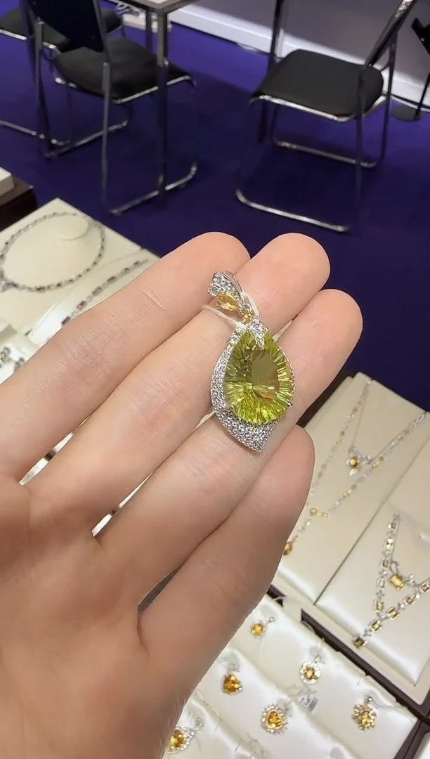 【闪购商品】水晶颈饰银S925镶嵌13*18mm柠檬晶