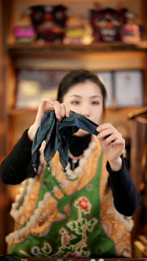 刺绣私人定制苗族手工S822