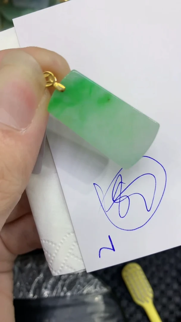 颈饰未镶嵌翡翠缅甸A货翡翠