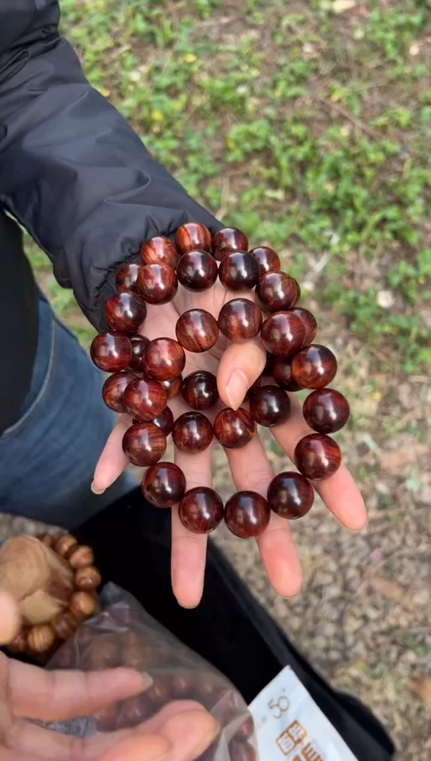 黄花梨/降香黄檀A011火山口1.8圆珠手串368多样性发一