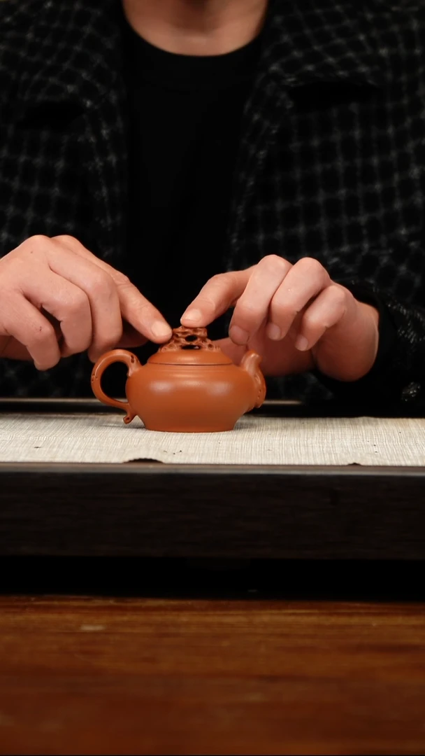 茶壶紫砂朱泥云根