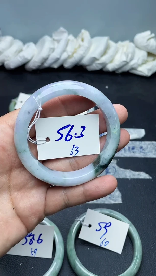 未镶嵌手镯翡翠63