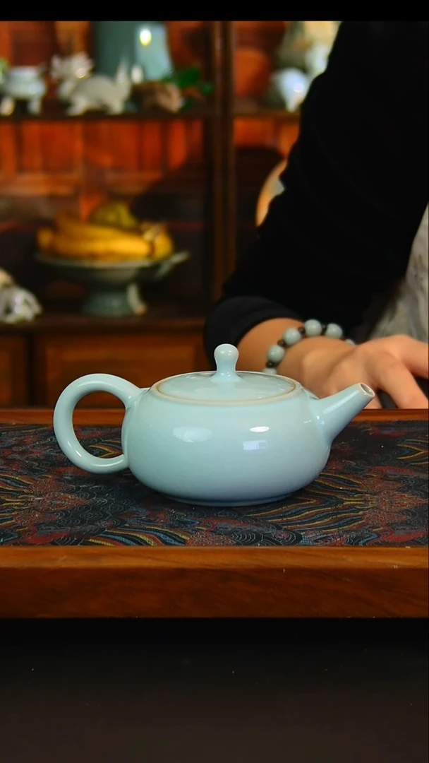 瓷片全手工扁西施壶，微瑕