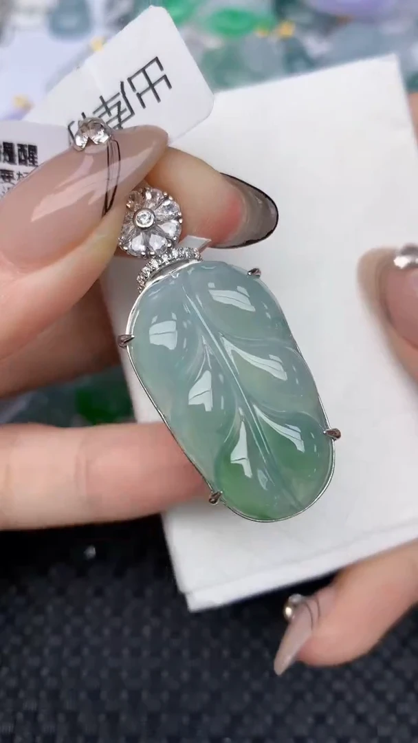 颈饰未镶嵌翡翠A货假一赔三支持复检百元以上九元证书费自理