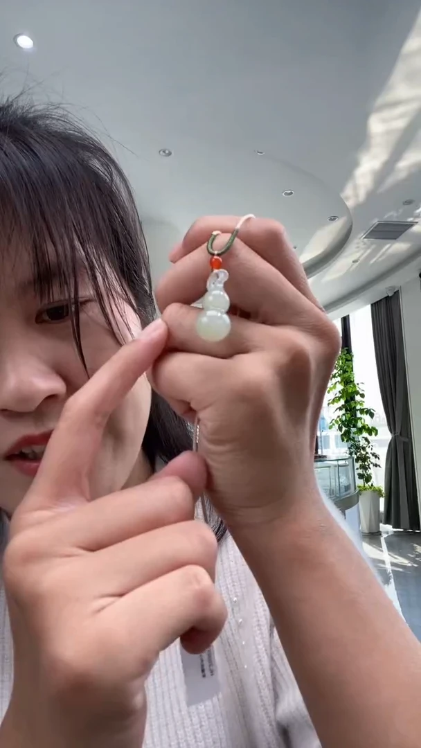 颈饰未镶嵌和田玉葫芦