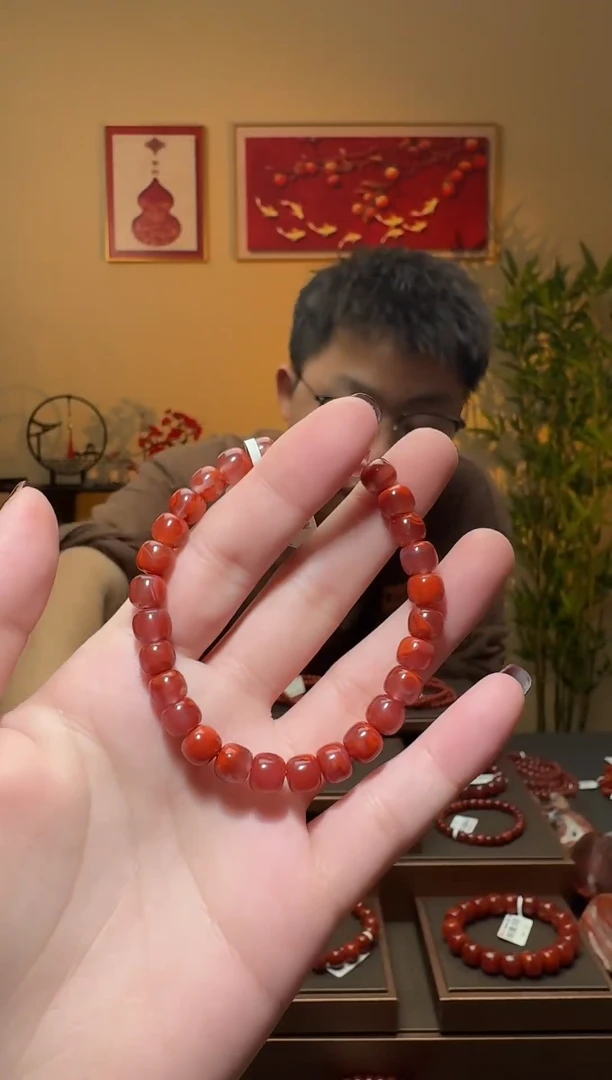【闪购商品】南红玛瑙手串未镶嵌一条约7mm 多样性发货