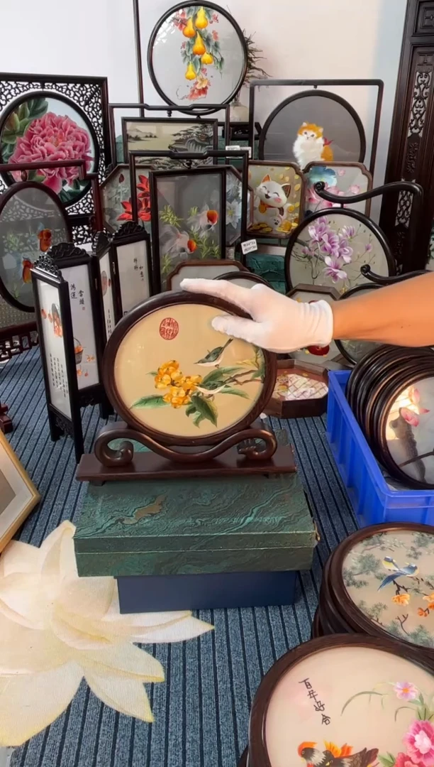 织绣非遗刺绣手工双面绣摆台