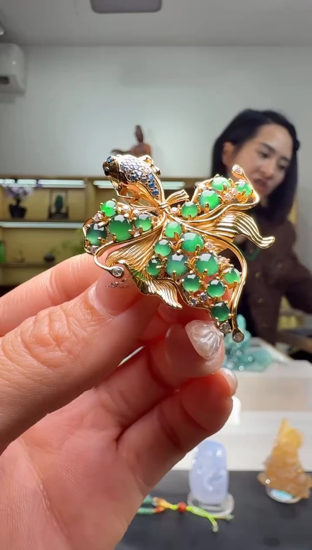 吊坠(不含链)未镶嵌翡翠胸针