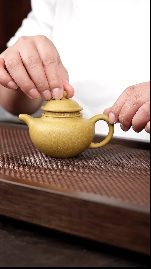 茶壶紫砂葵黄大亨掇球