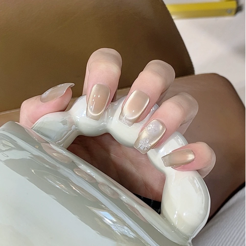 JDD【暖杏雪迹】秋冬款腮红冰透显白纯手工猫眼美甲穿戴甲片中长款