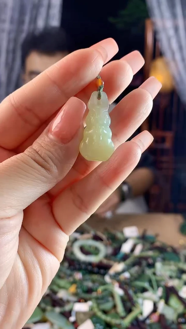 【闪购商品】和田玉挂件未镶嵌多样性发货拍一发一