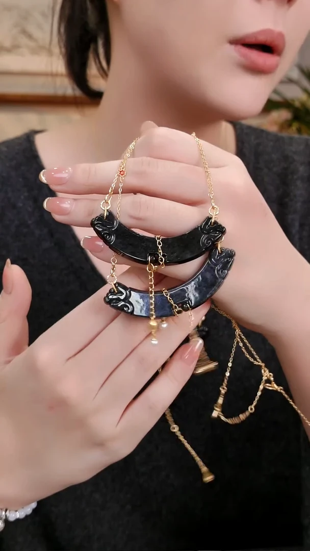 颈饰银S925镶嵌翡翠多样性发其一