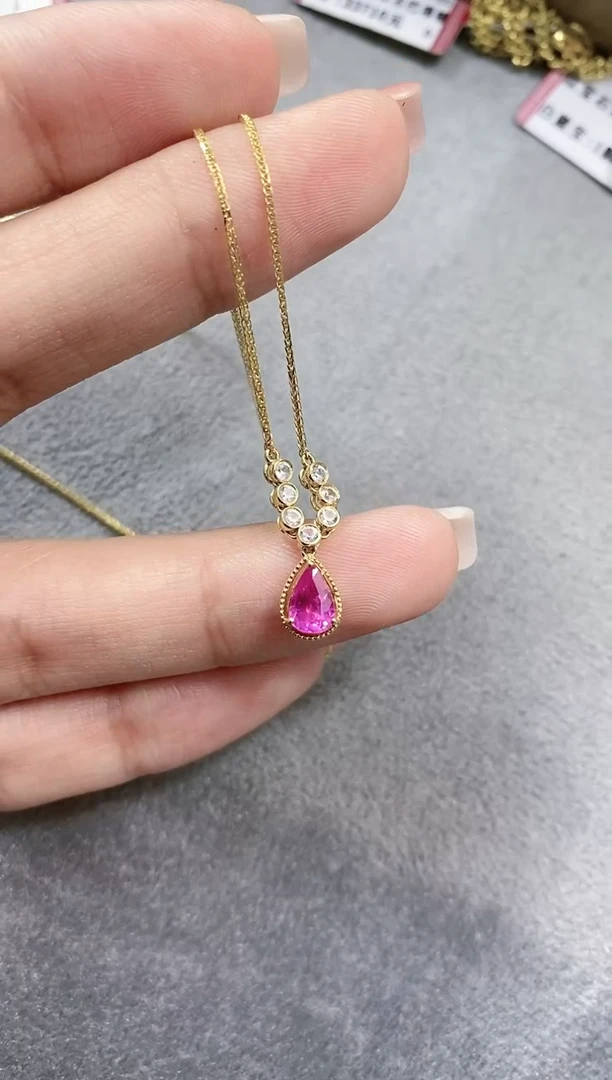 项链18K金镶嵌红宝石·