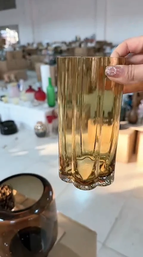 【闪购商品】玻璃琥珀色花瓣