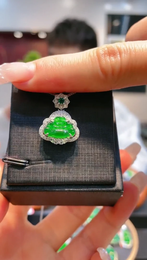 【闪购商品】翡翠颈饰银S925镶嵌A4天然A货翡翠吊坠（不含链）