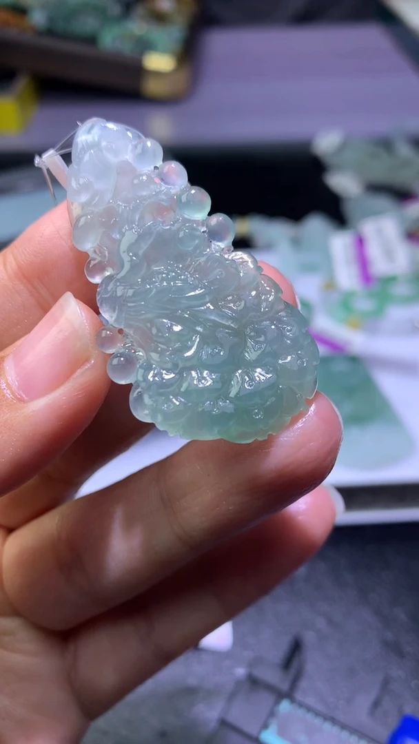 未镶嵌定制翡翠毛货