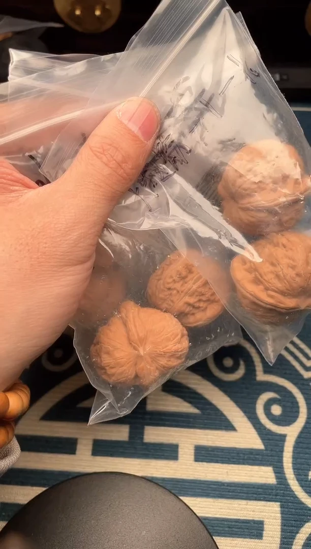 【闪购商品】文玩核桃吊坠元宝38全品