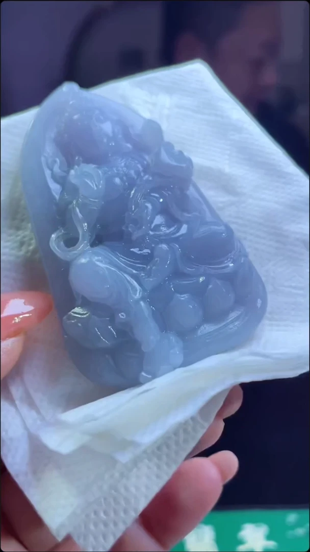 定制翡翠未镶嵌人物