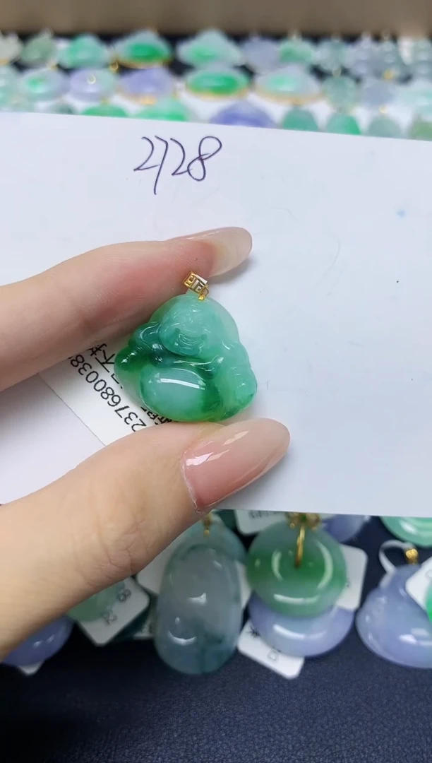 翡翠18K金镶嵌颈饰 天然缅甸翡翠A货