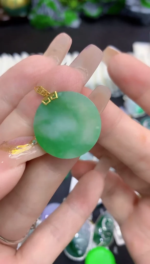 翡翠18K金镶嵌吊坠(不含链)1111