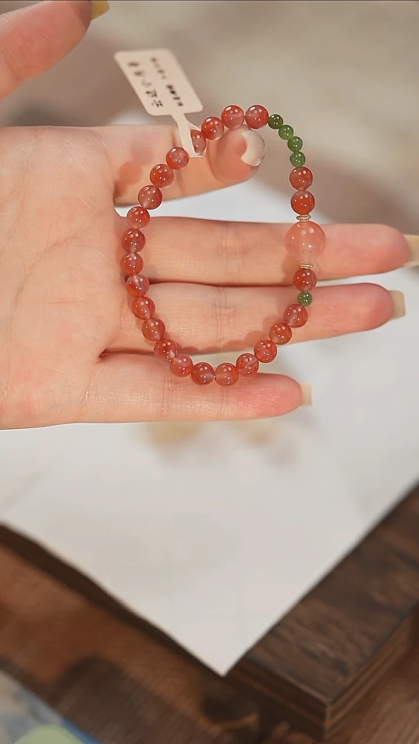 未镶嵌手串南红玛瑙飘花单圈