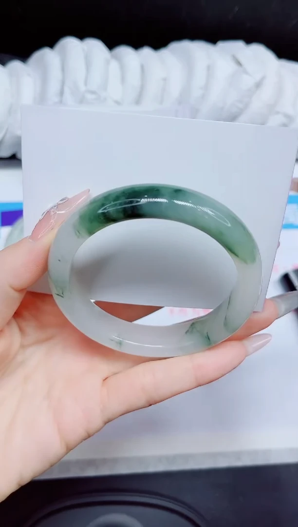 石英质玉手镯未镶嵌161