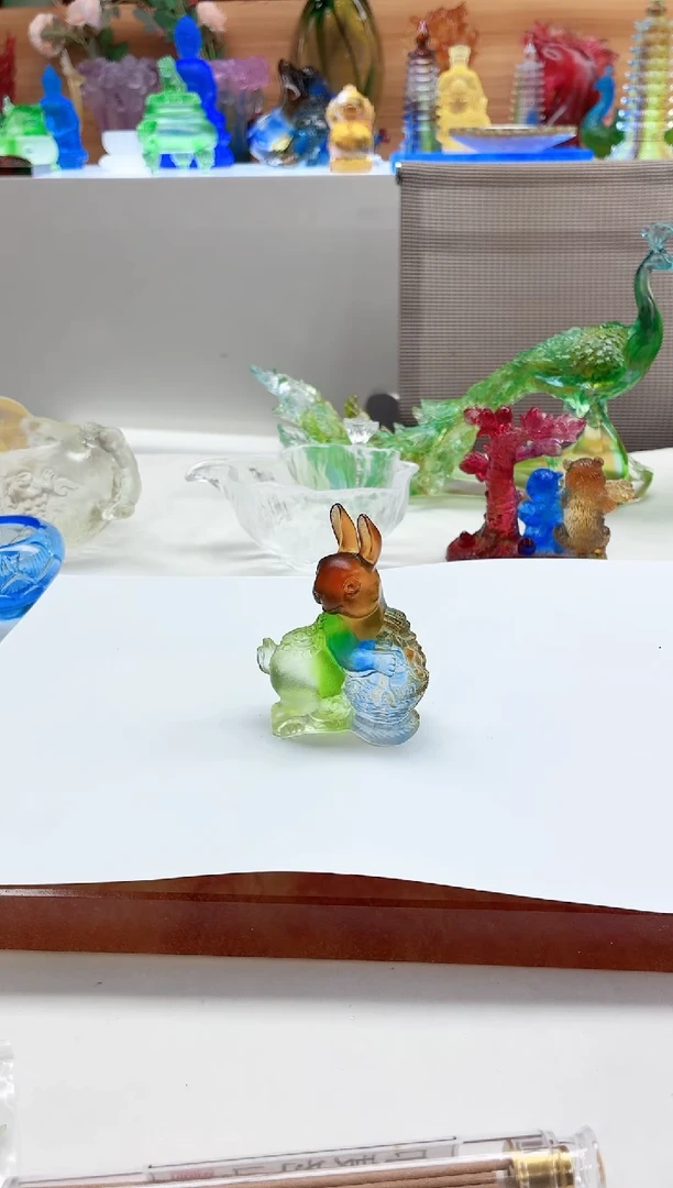 手工艺品琉璃彩色小兔子摆件