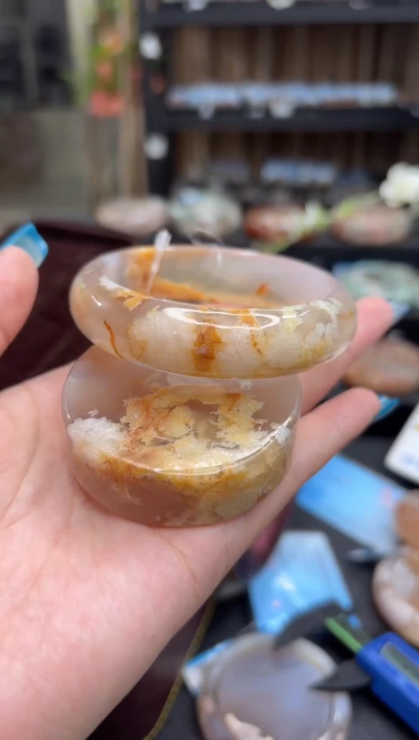 未镶嵌手镯石英质玉276(59圈赠送镯心)