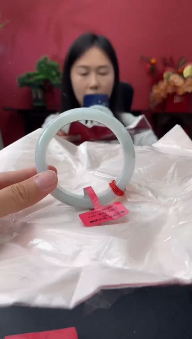 未镶嵌手镯翡翠10