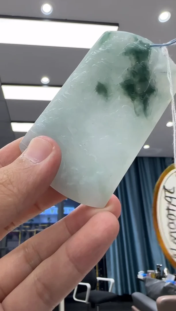 颈饰未镶嵌翡翠天然翡翠A货孤品一件