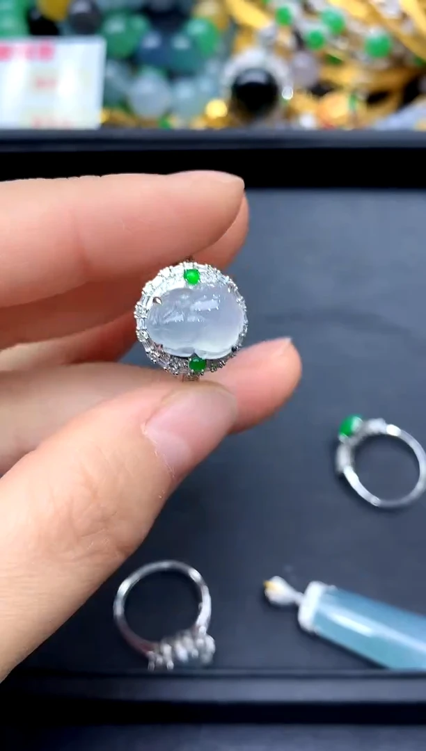 18K金镶嵌戒指翡翠488-中国好珍宝