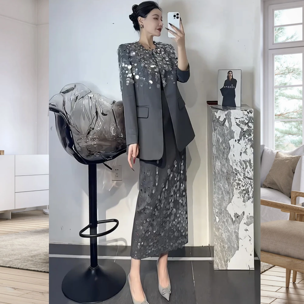 2025年新款秋季西装显瘦高级感贴片灰色外套半裙职业套装女