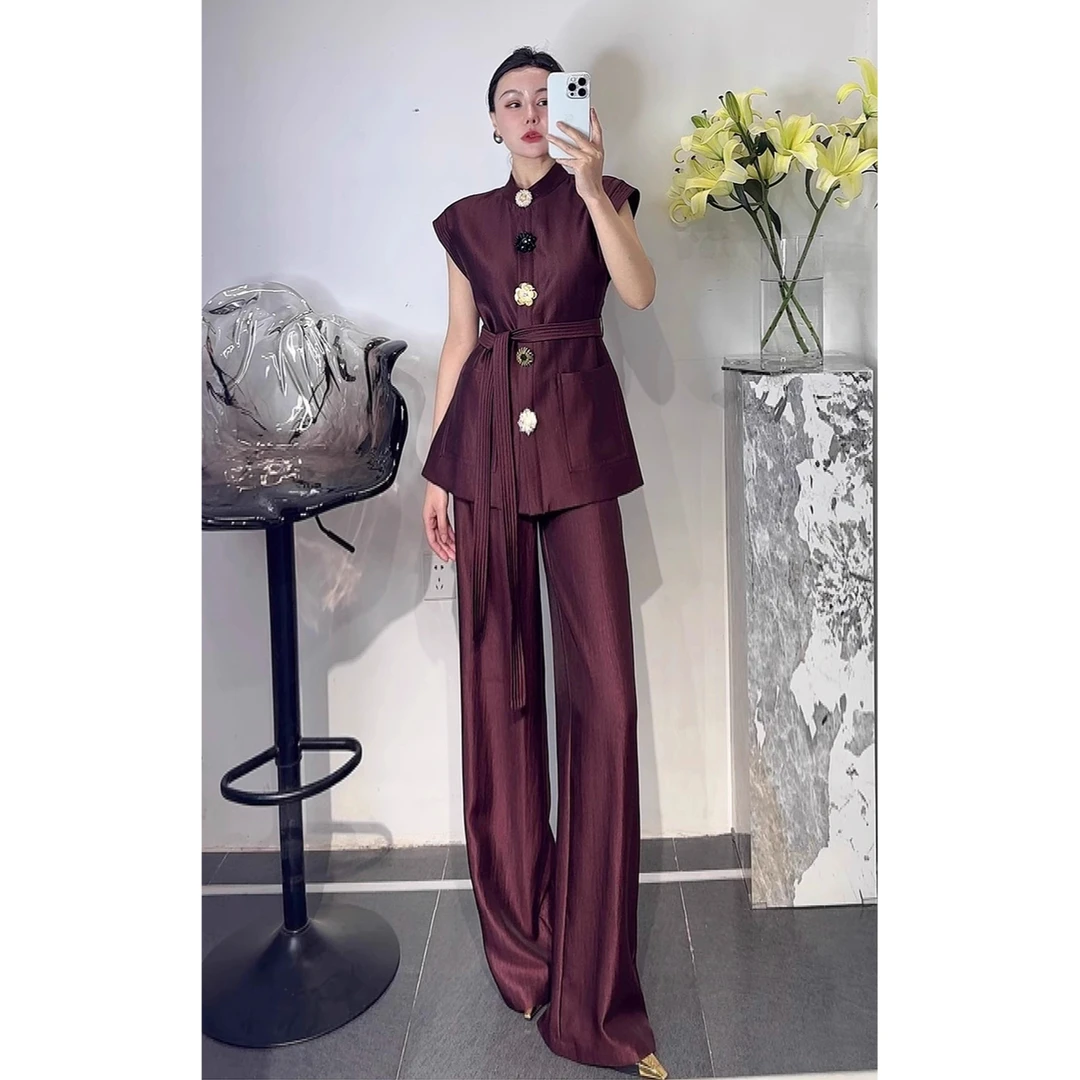 小众炸街高级感女装夏季花扣包肩无袖系带收腰上衣直筒长裤两件套