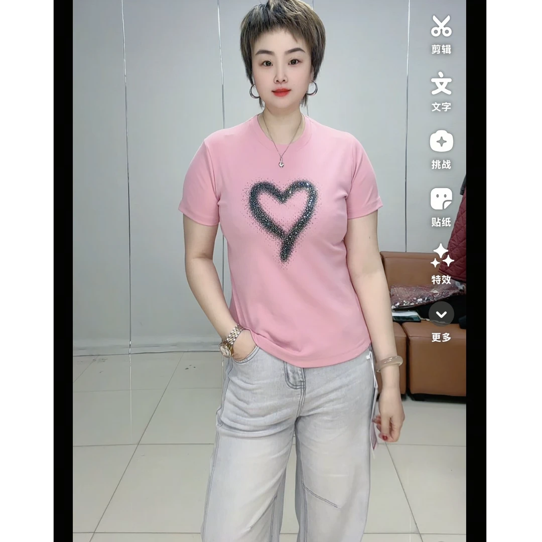 小施家时尚工艺心形闪钻显瘦高品质T恤2589