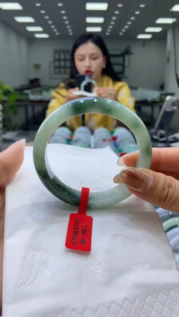 未镶嵌手镯翡翠0002191