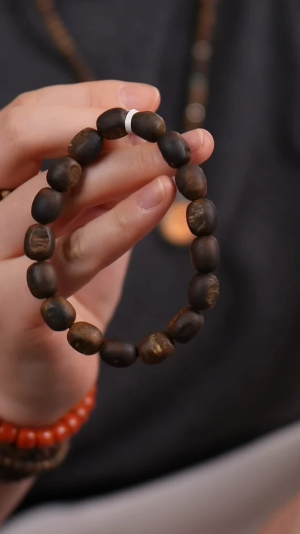 手串沉香S250370疤乌