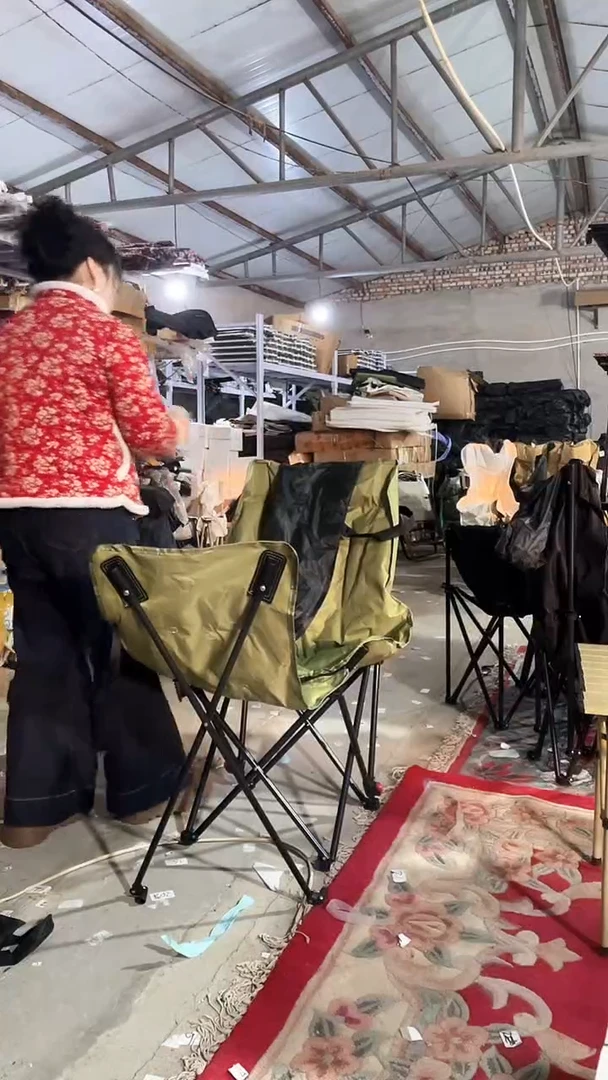 铁瑕疵不售后椅子      20