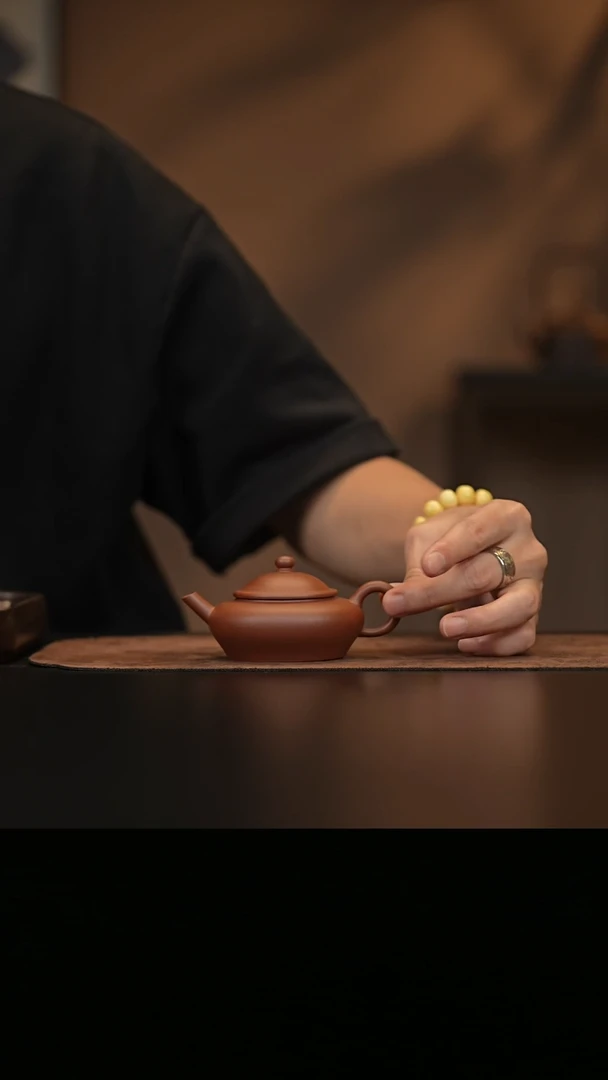 允禾斋  紫砂壶  底槽清
