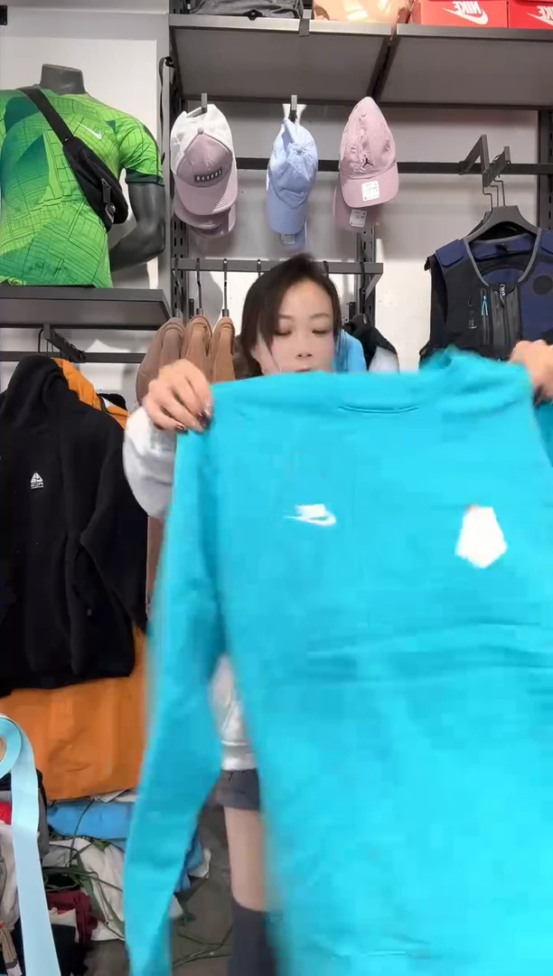 1127编码 瑕疵款直播间过款为准 尺码175